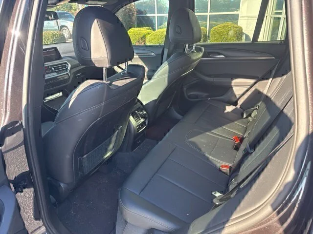 Used 2024 Gray BMW sDrive30i image 19