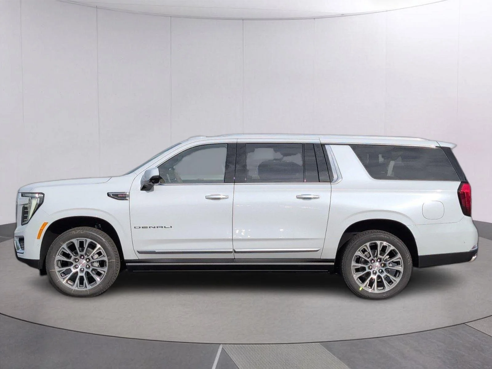 New 2026 Glacier White Tricoat GMC Denali image 2