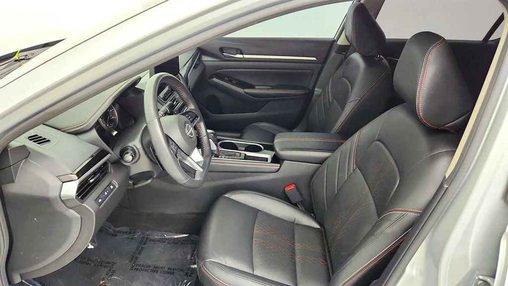 Used 2024 Brilliant Silver Metallic Nissan 2.5 SR Sedan w/ Premium Pkg feat. Moonroof image 20