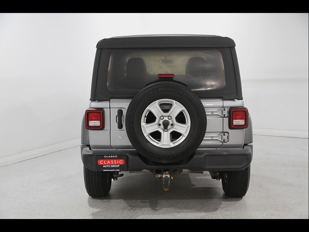 Used 2018 Billet Silver Metallic Clear Coat Jeep Sport S image 19