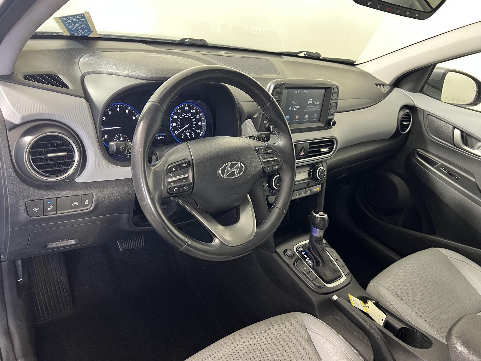 Used 2020 Sonic Silver Hyundai Limited image 10