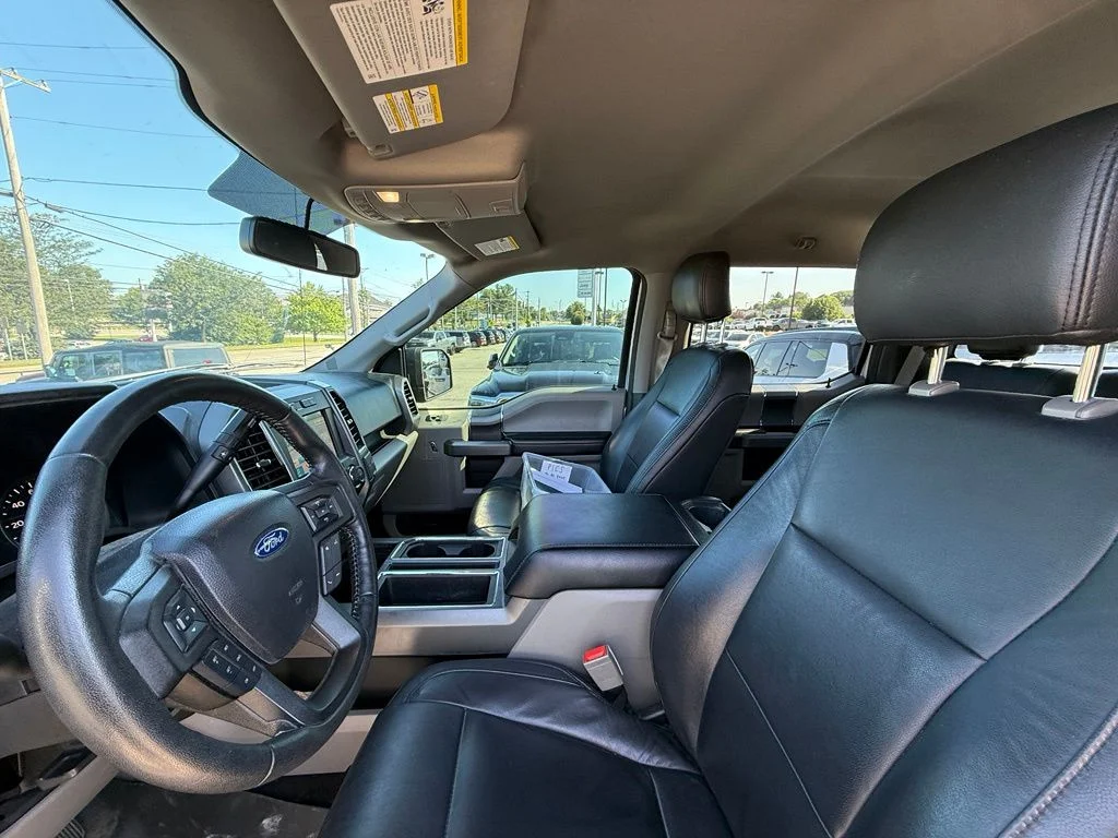 Used 2018 Silver Ford XLT image 13