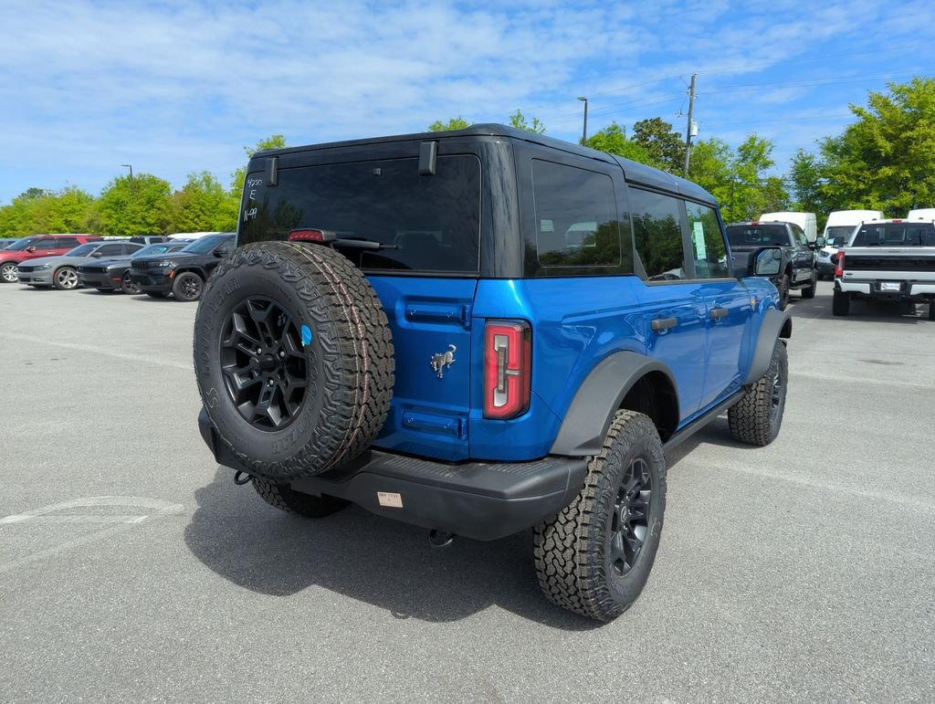 New 2026 Velocity Blue Metallic Ford Badlands® image 6