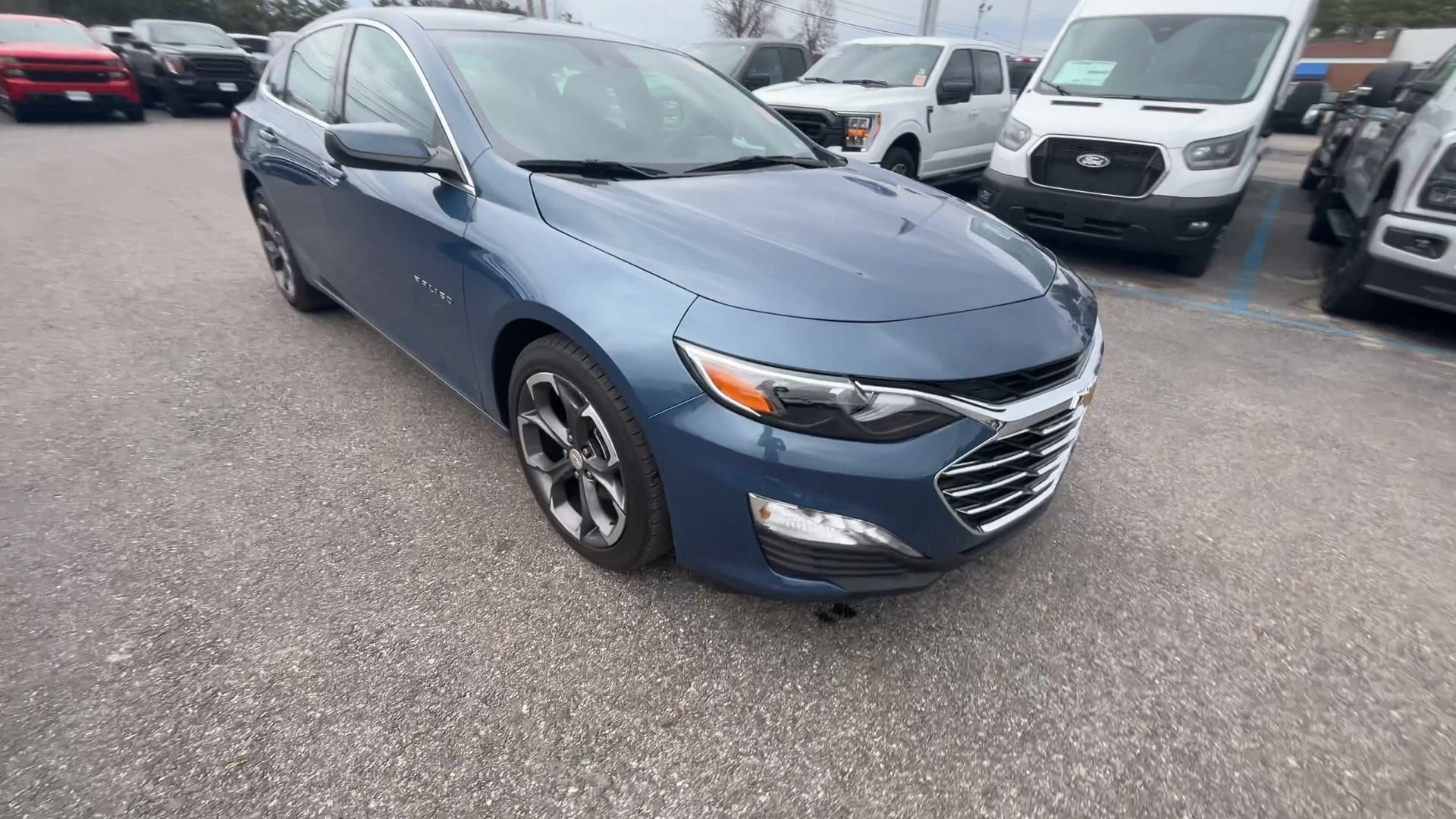 Certified Used 2024 Blue Chevrolet LT image 13