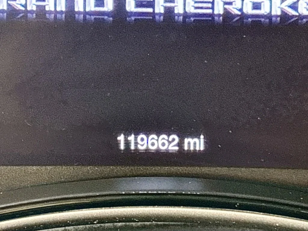 Used 2018 Black Jeep Overland image 14