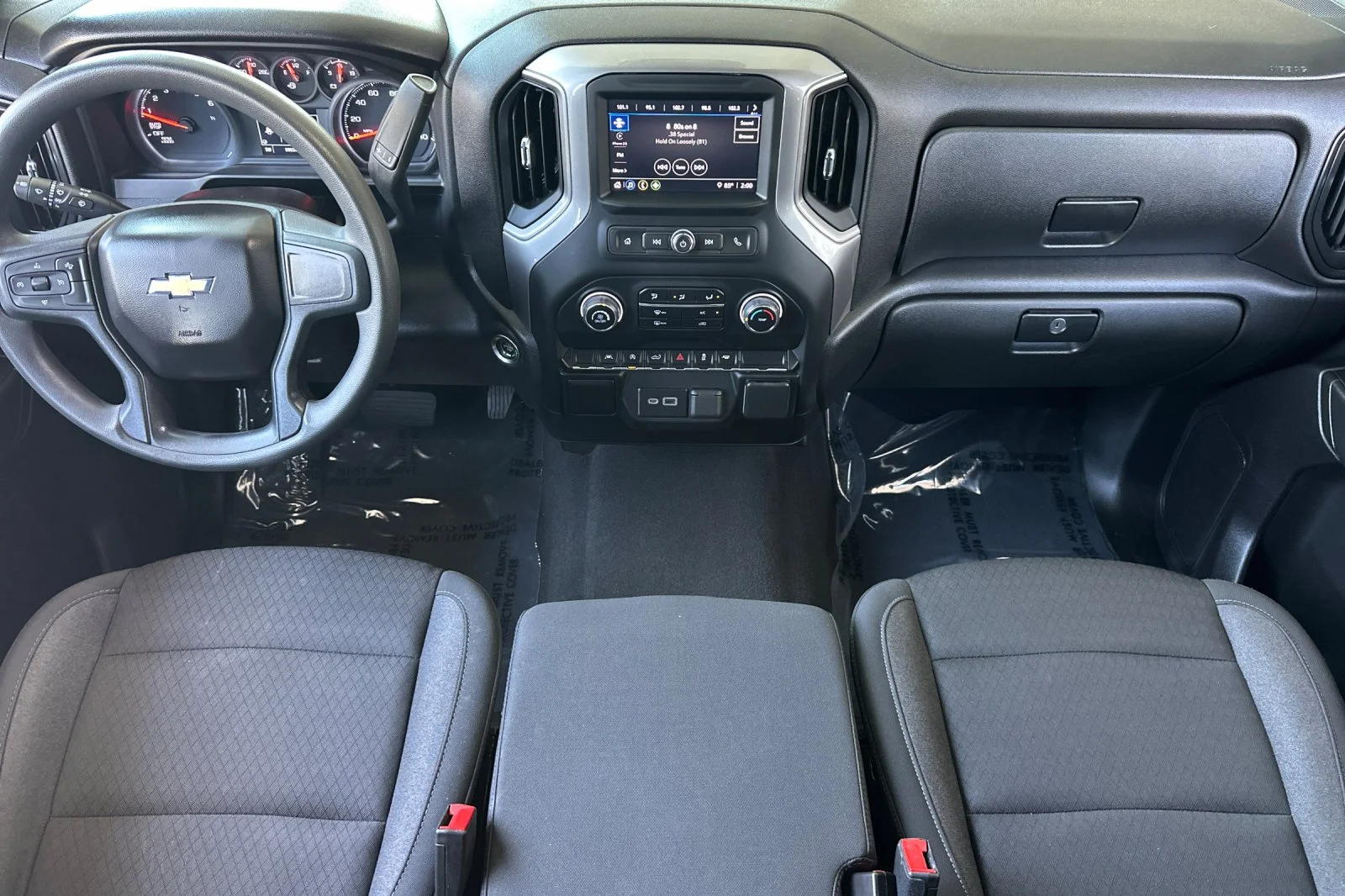 Used 2022 White Chevrolet Custom image 12