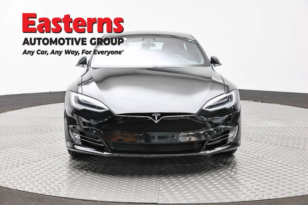 Used 2021 Black Tesla Long Range image 2