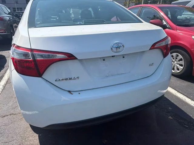 Used 2016 Super White Toyota LE image 6
