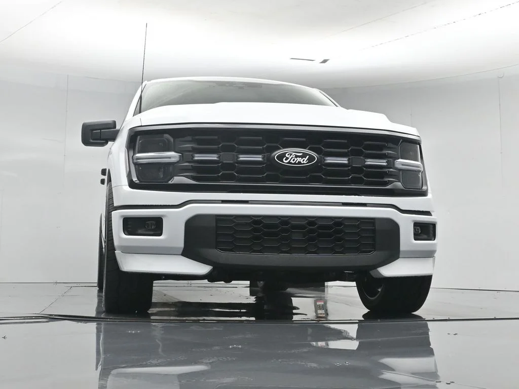 New 2026 Oxford White Ford STX image 43