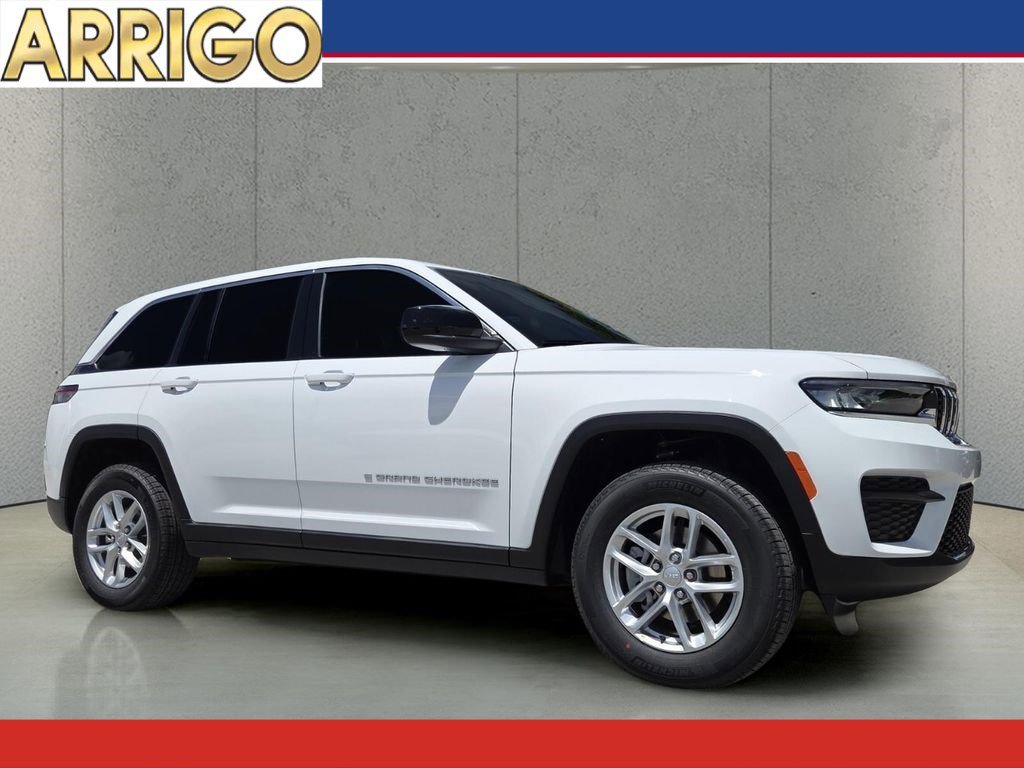 New 2026 Bright White Clearcoat Jeep Laredo X image 1
