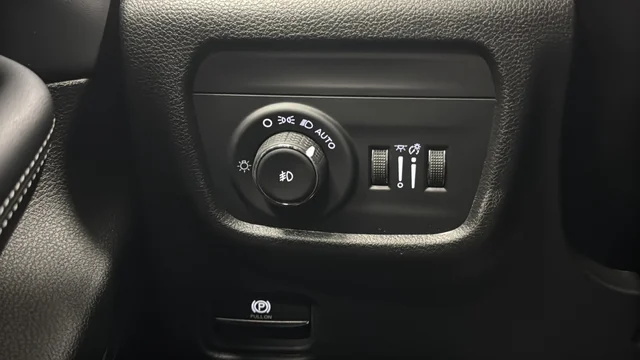 Used 2024 Bright White Clearcoat Jeep Limited image 30