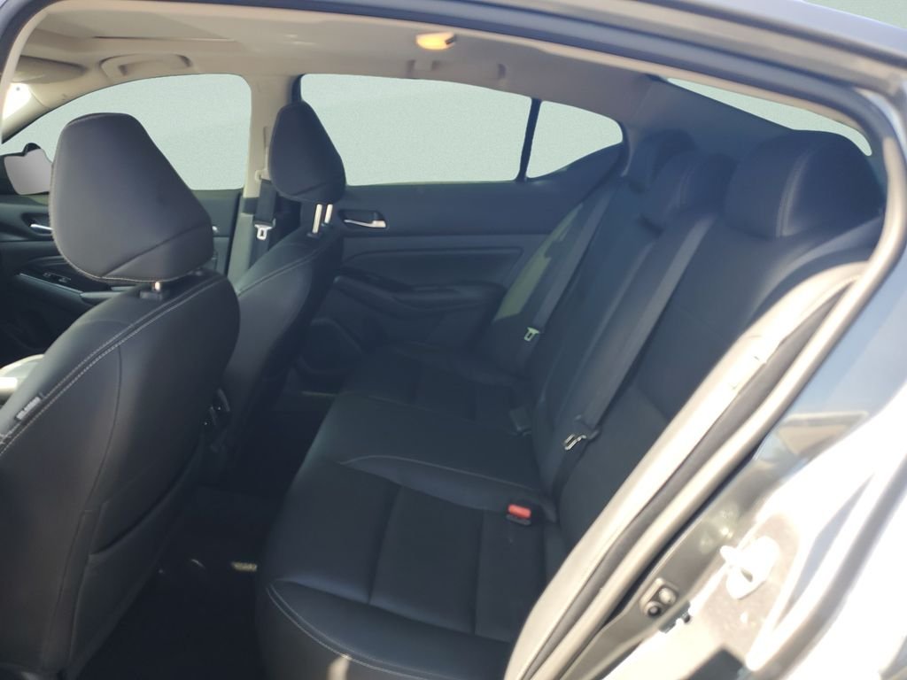 Used 2022 Gray Nissan 2.5 SL image 10