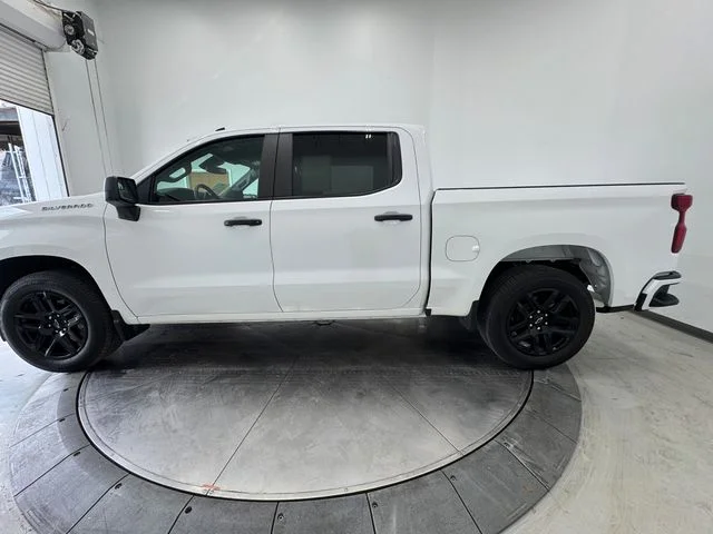 Used 2024 Summit White Chevrolet Custom image 16