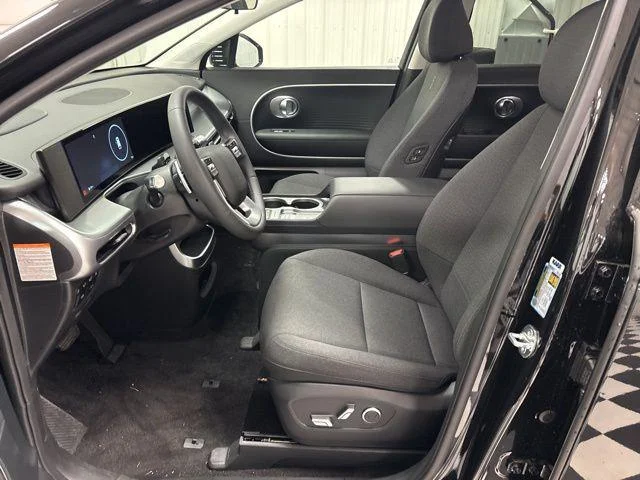 2026 Hyundai IONIQ 9 SE - Photo 8