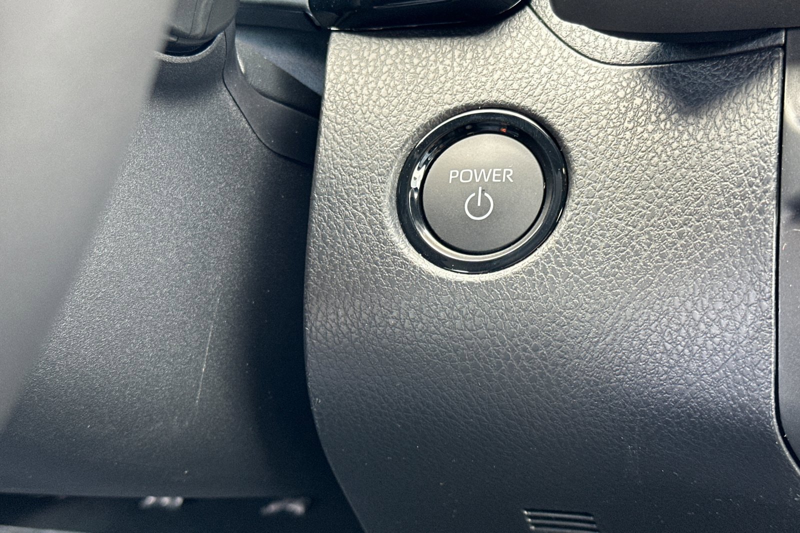 2026 Toyota Camry SE - Photo 21