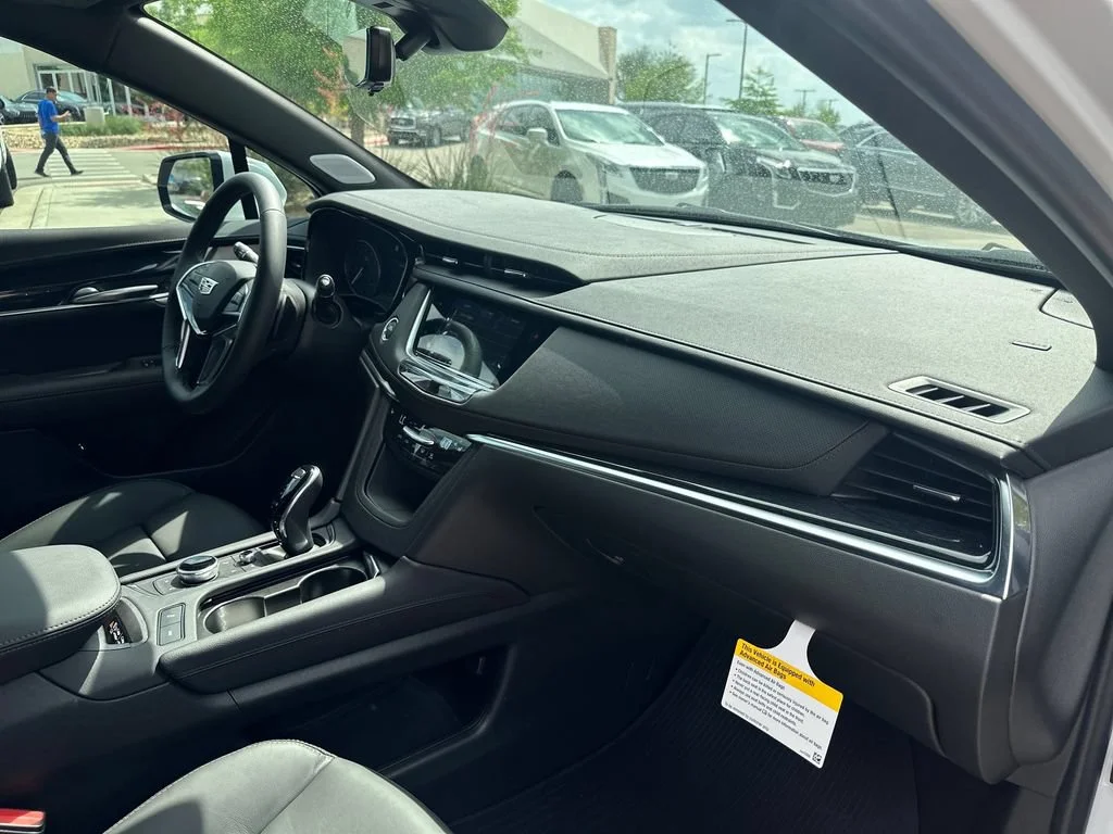 New 2026 Crystal White Tricoat Cadillac Premium Luxury image 16