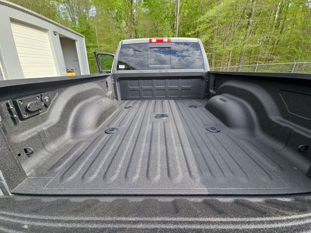 New 2026 Ceramic Gray Clear-Coat Exterior Paint RAM Tradesman image 28