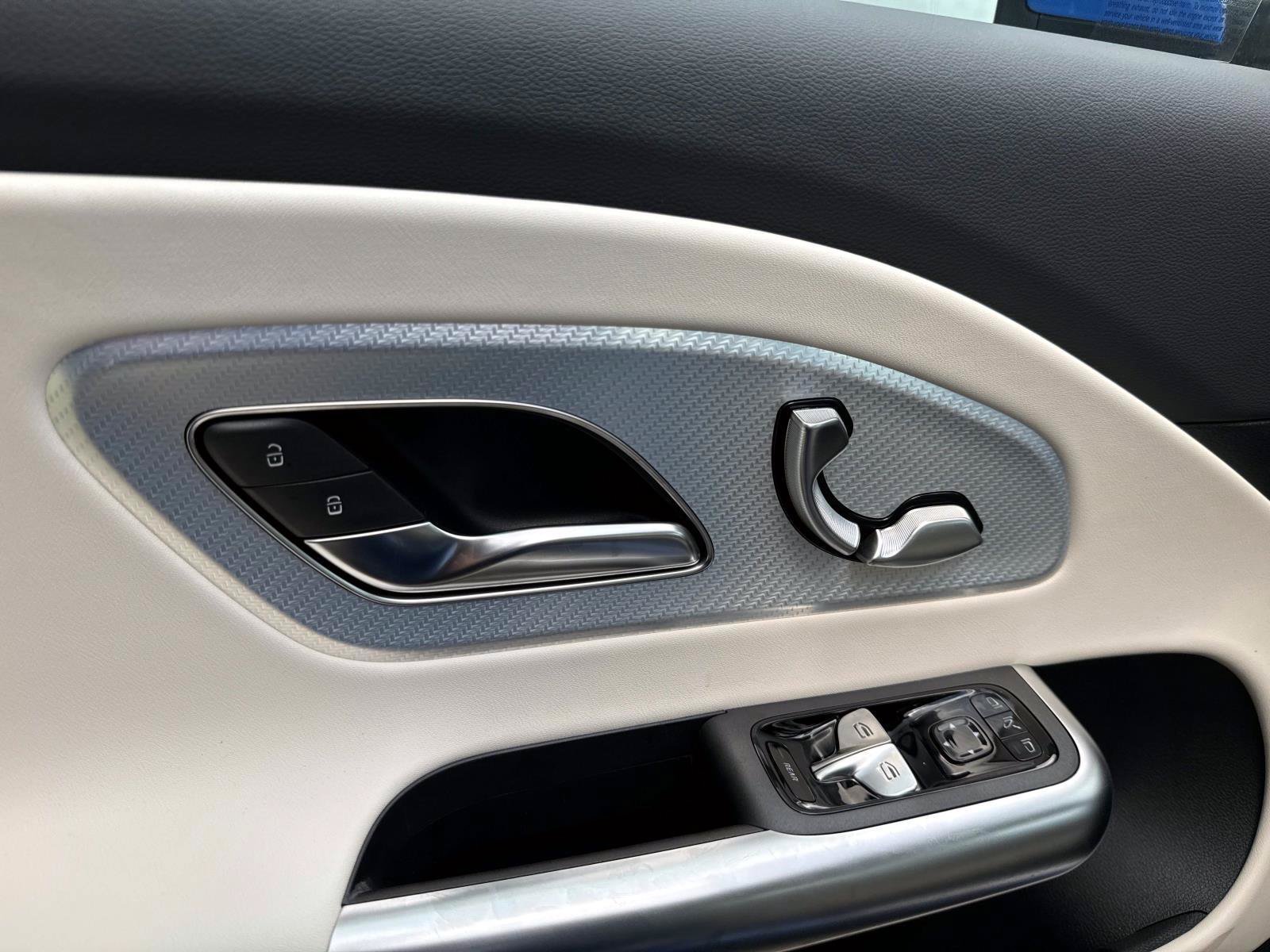 New 2027 Sky Blue Metallic Mercedes-Benz 350 Electric 4MATIC® image 17