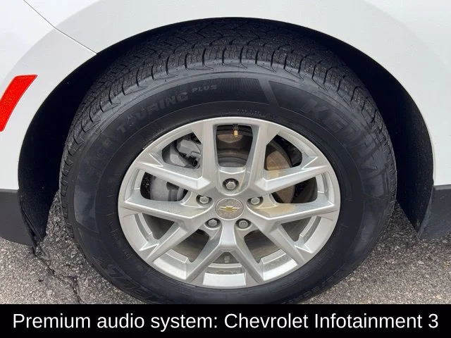 Used 2022 White Chevrolet LS image 10