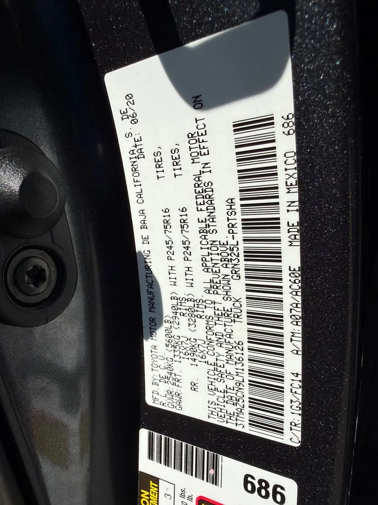 Used 2020 Gray Toyota SR5 image 31