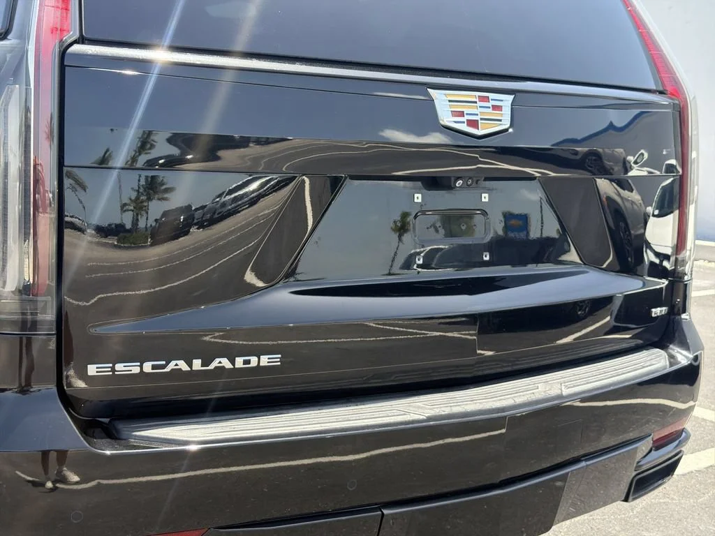 Used 2021 BLACK RAVEN Cadillac Sport Platinum image 38
