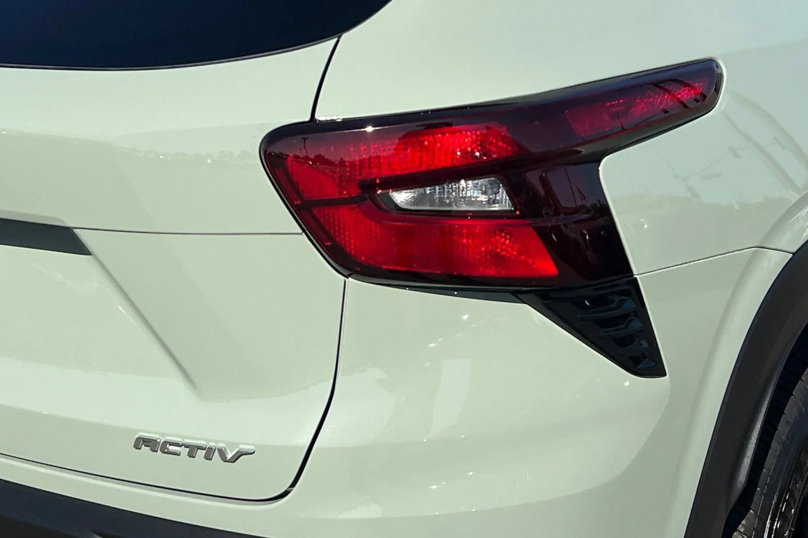 New 2026 Cacti Green Chevrolet ACTIV image 26