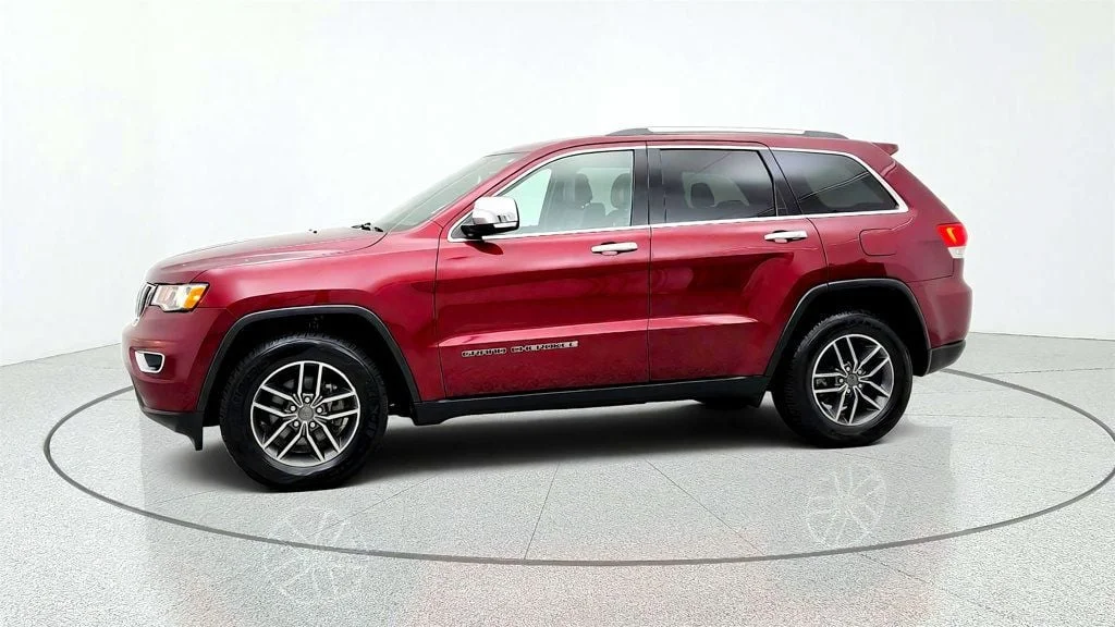 Used 2019 Velvet Red Pearlcoat Jeep Limited 4x2 image 8