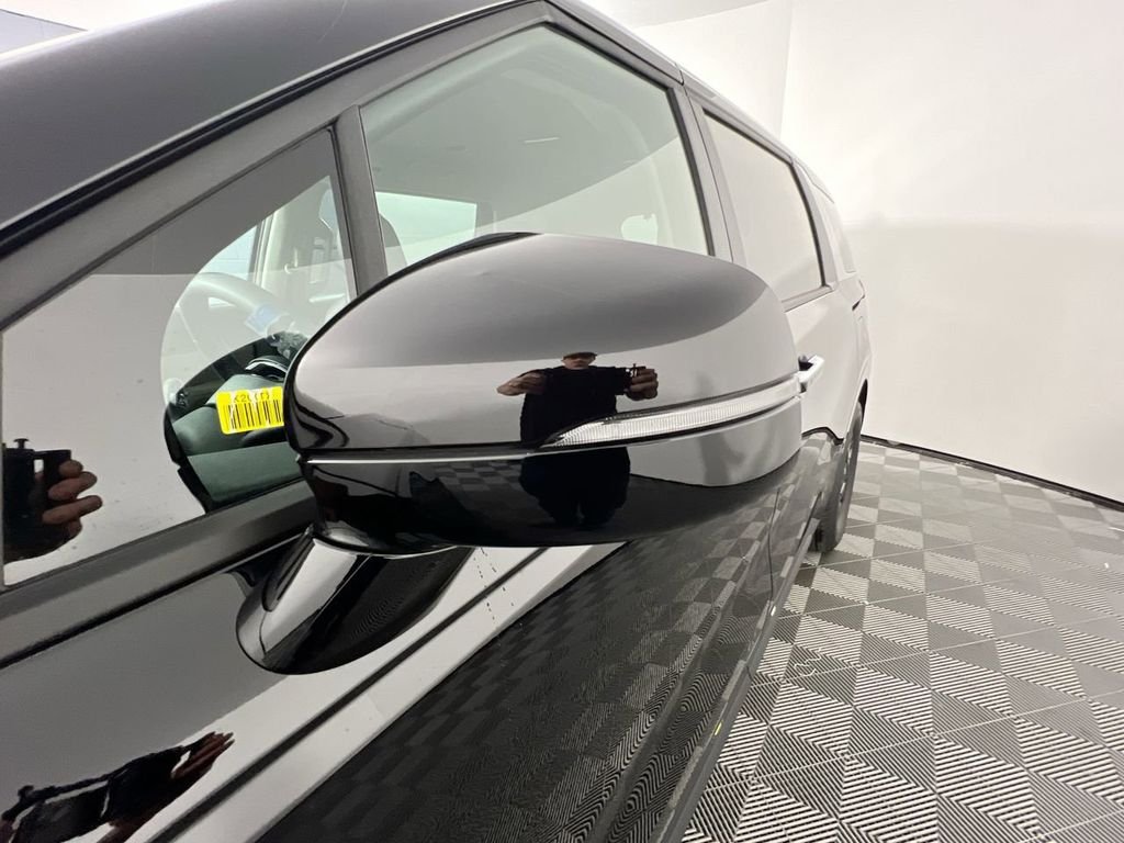 New 2026 Aurora Black Pearl Kia LXS image 12