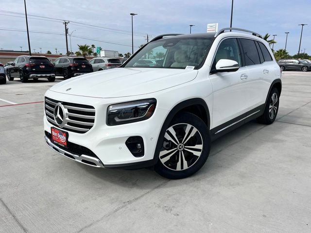 New 2026 Polar White Mercedes-Benz GLB 250 image 31