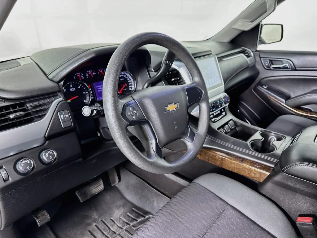 Used 2015 White Chevrolet Police image 9