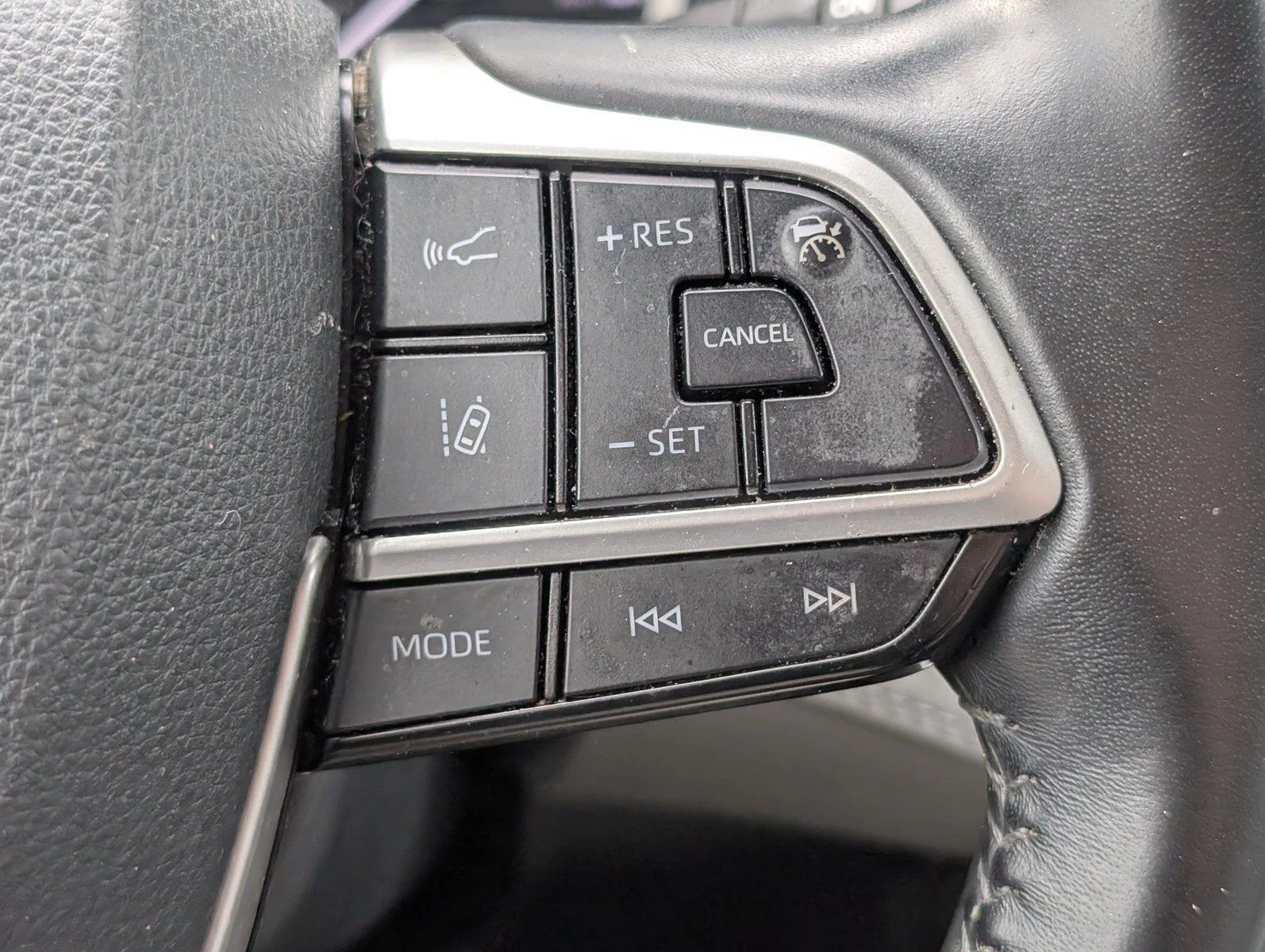 Used 2022 Blueprint Toyota XLE image 28