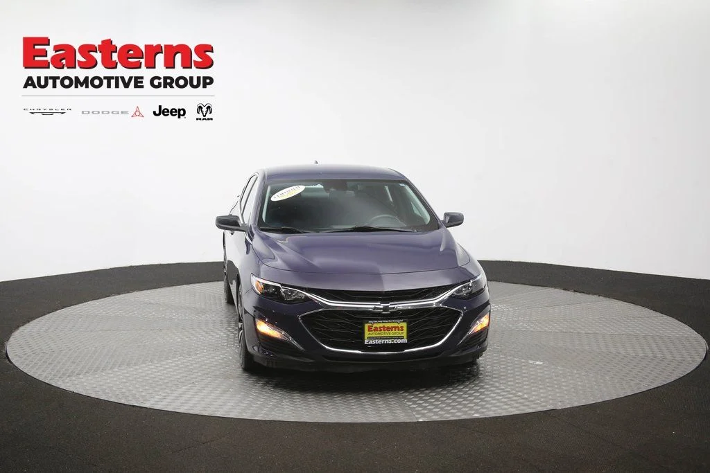 Used 2025 Black Chevrolet RS image 51