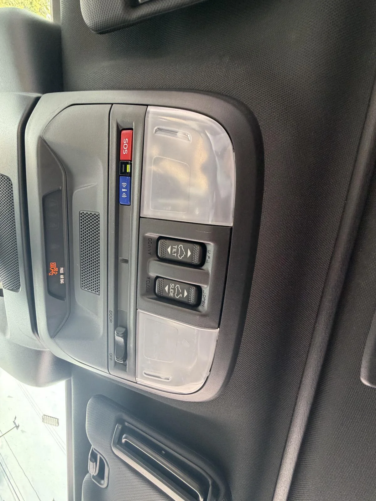 Used 2025 Geyser Blue Pearl Subaru Wilderness image 22