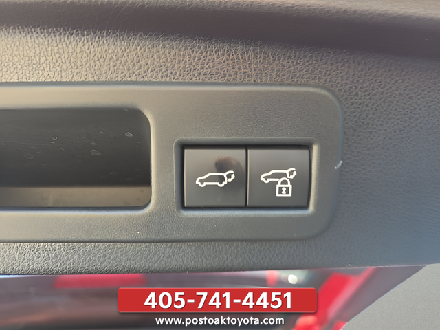 Used 2025 Red Toyota Limited image 27