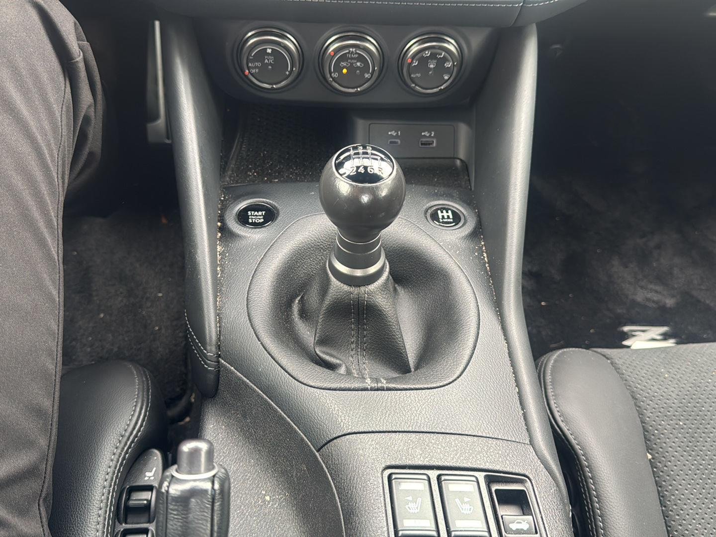 Used 2024 Boulder Gray/Super Black Nissan Performance image 12