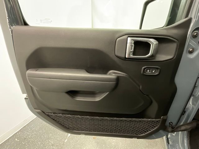 2026 Jeep Wrangler 2-Door Sport - Photo 9
