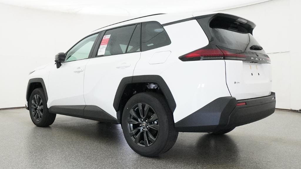 New 2026 Ice Cap Toyota XLE Premium image 20
