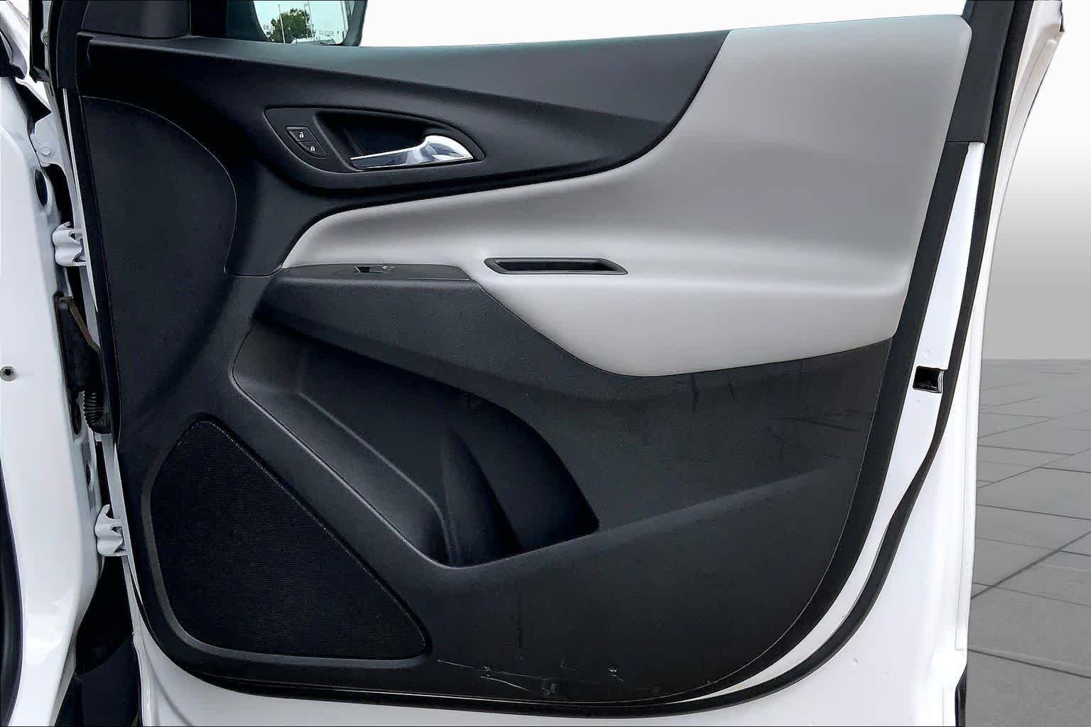 Used 2023 Summit White Chevrolet LS image 23