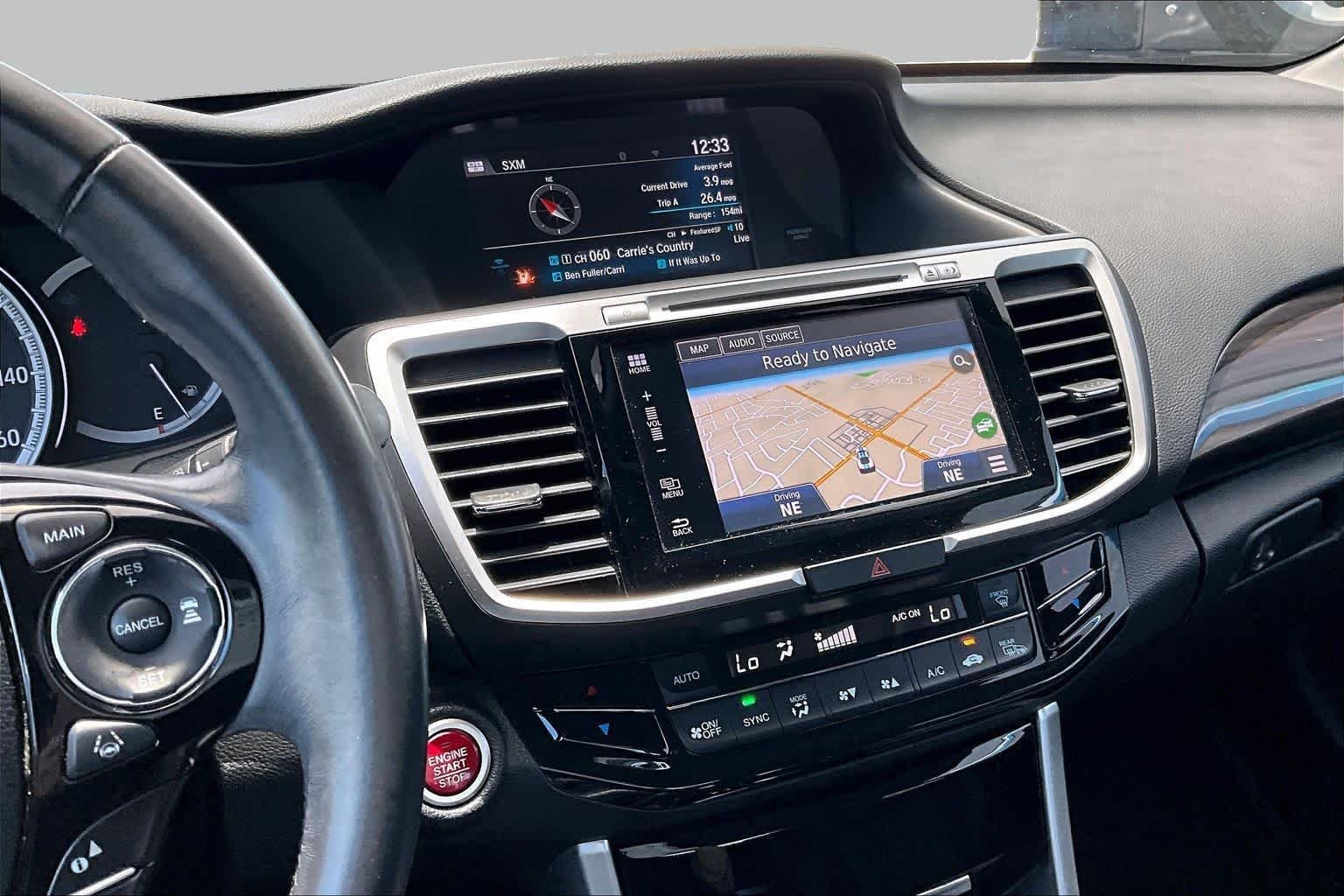 Used 2017 Crystal Black Pearl Honda Touring image 7