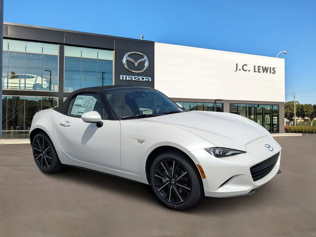 2026 Mazda MX-5 Miata Grand Touring Auto's photo