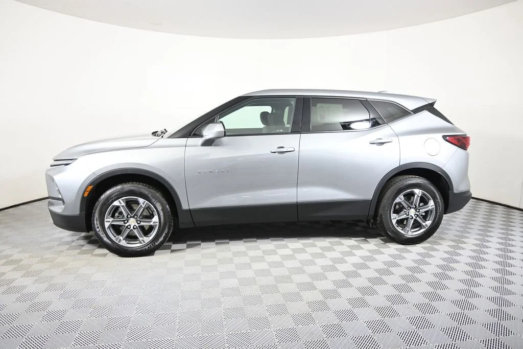 Used 2023 Chevrolet Blazer 2LT with VIN 3GNKBHR43PS160410 for sale in Forest Lake, Minnesota