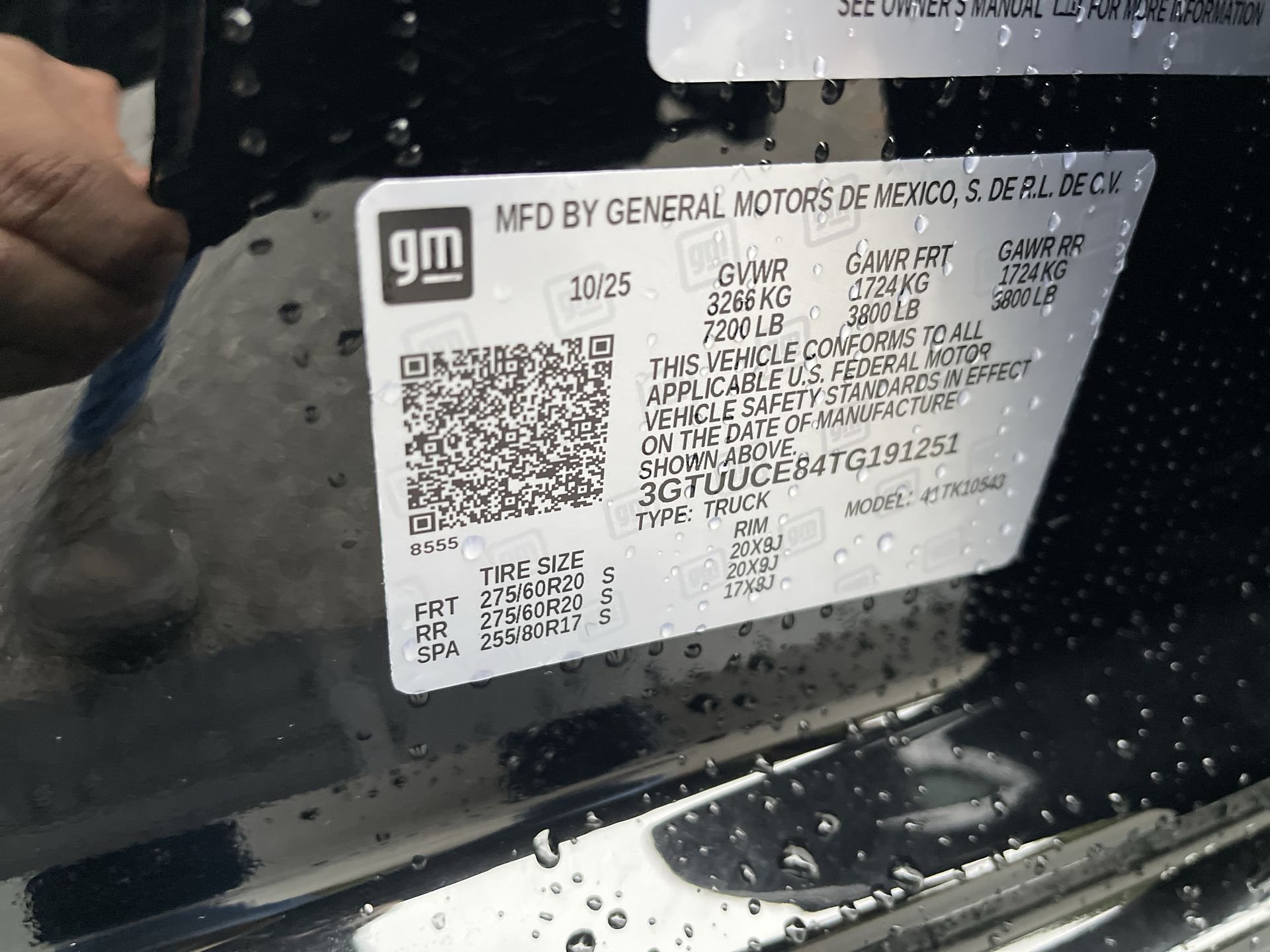 New 2026 Onyx Black GMC Elevation image 70
