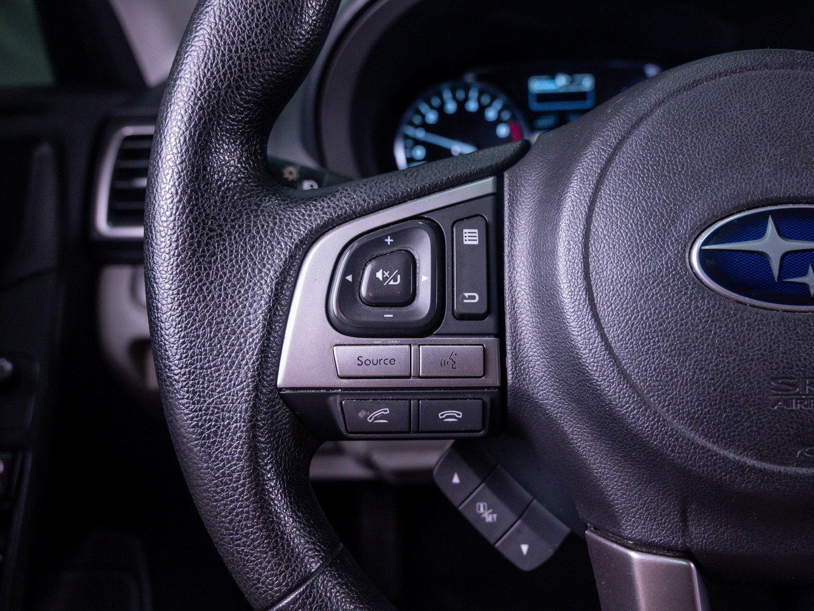 Used 2018 Dark Gray Metallic Subaru Premium image 21