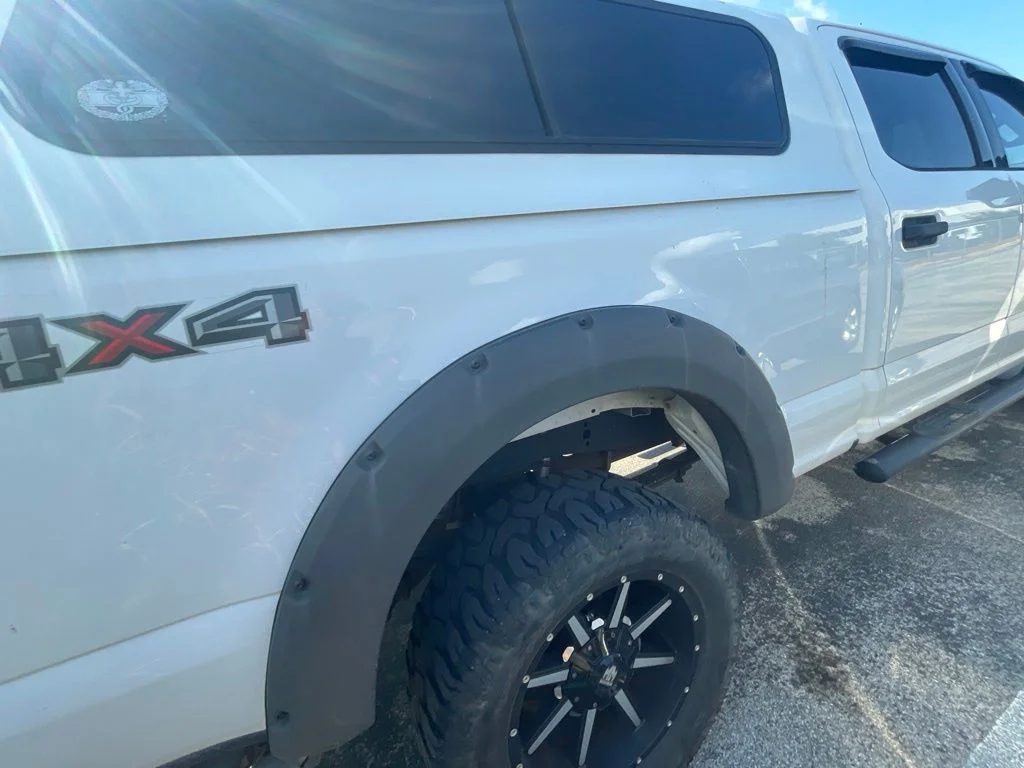 Used 2017 White Ford XLT image 21