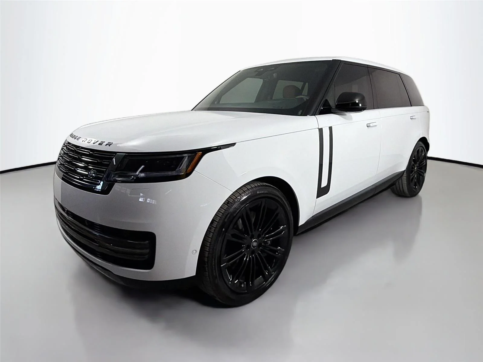 2025 Land Rover Range Rover 4.4 SE LWB 7's photo