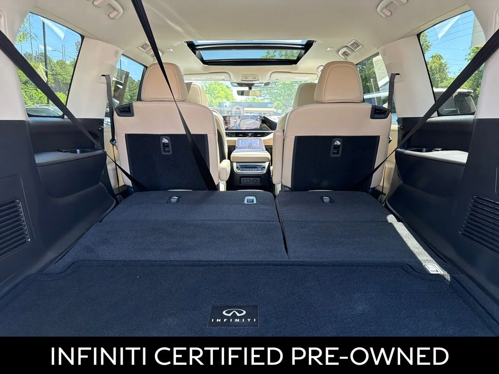 Certified Used 2026 Radiant White INFINITI PURE image 35