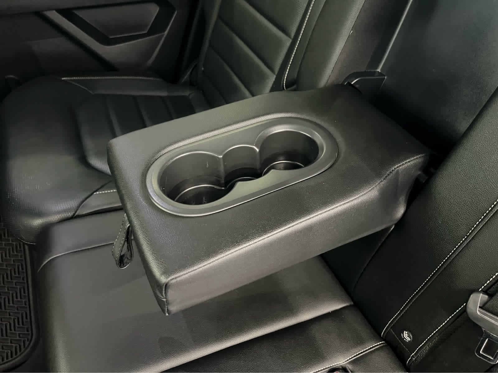 2023 Volkswagen Atlas SEL Premium R-Line - Photo 26