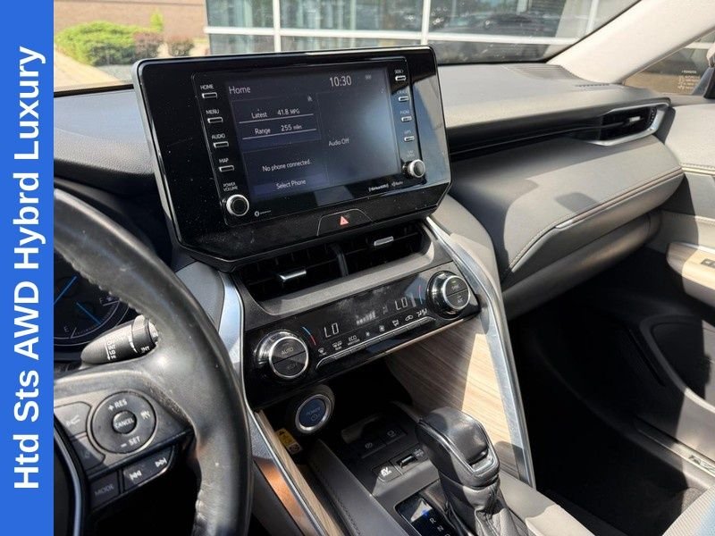 Used 2021 Titanium Toyota XLE image 25