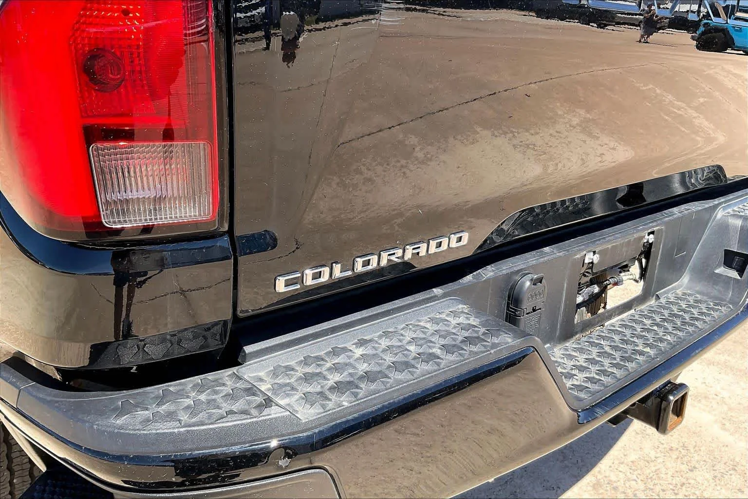 Used 2024 Black Chevrolet 4WD Z71 image 29