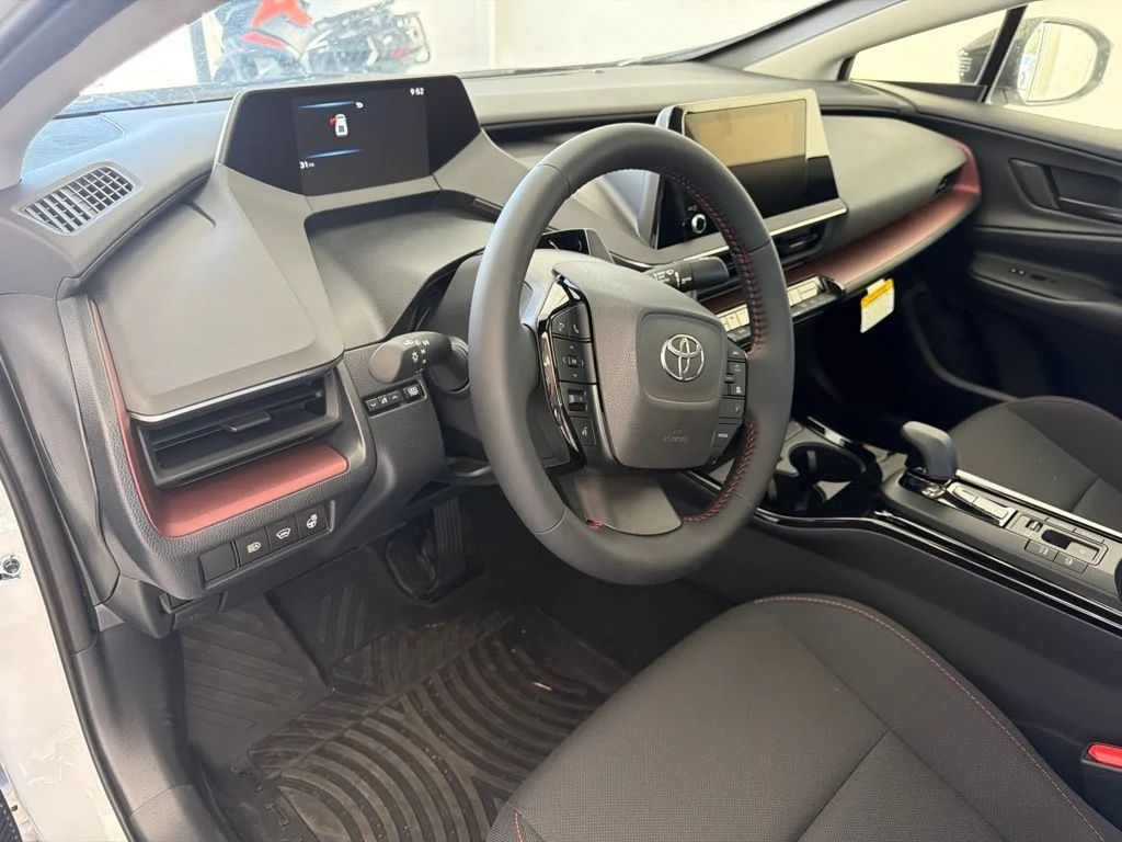 New 2026 Wind Chill Pearl <sup>1</sup> Toyota  SE image 12